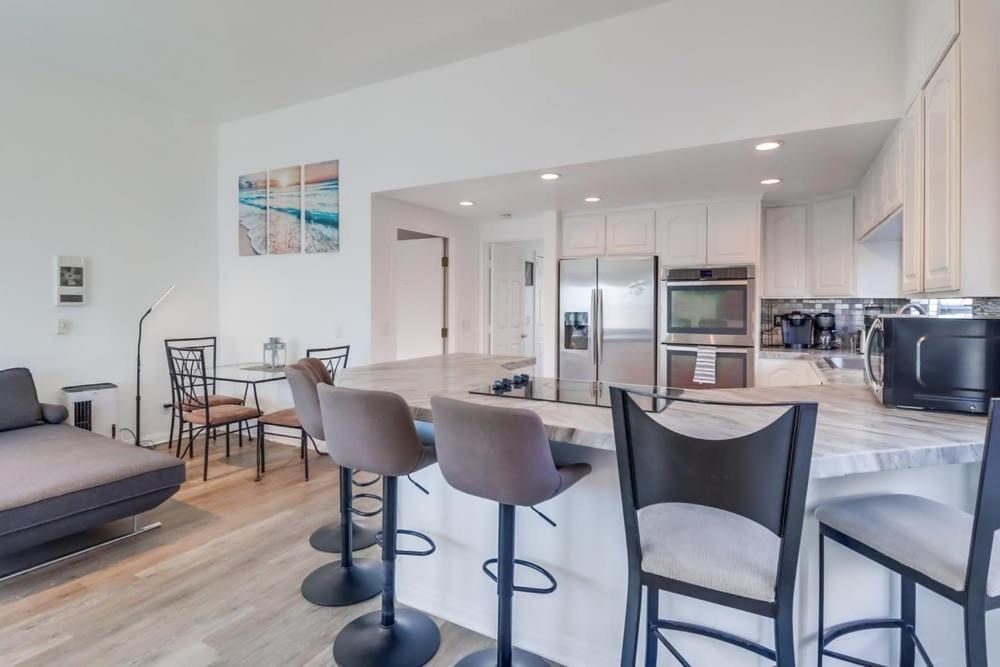 1 Block To Ocean & Bay Steps To Belmont Park * San Diego